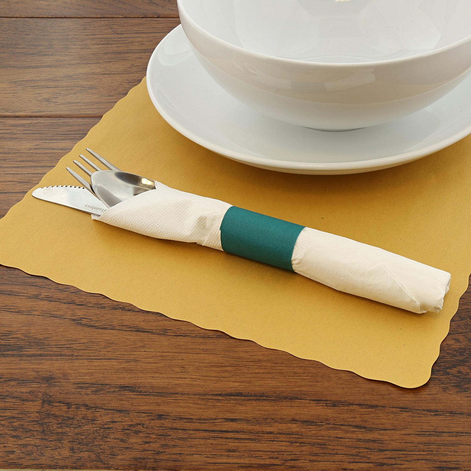 Gold Placemat 9.25" x 13.25" with Place Setting