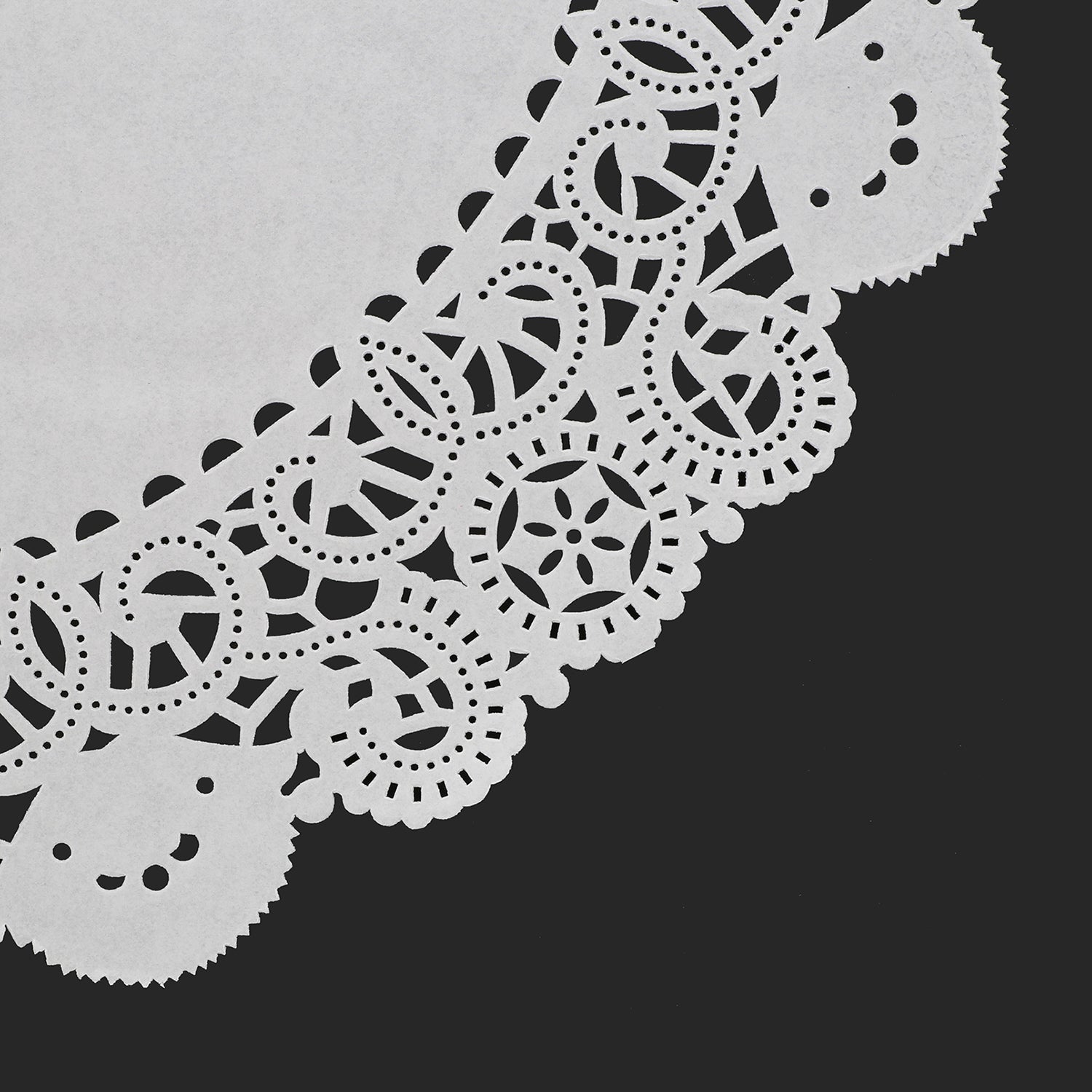 Disposable Paper Lace Doilie - Detail