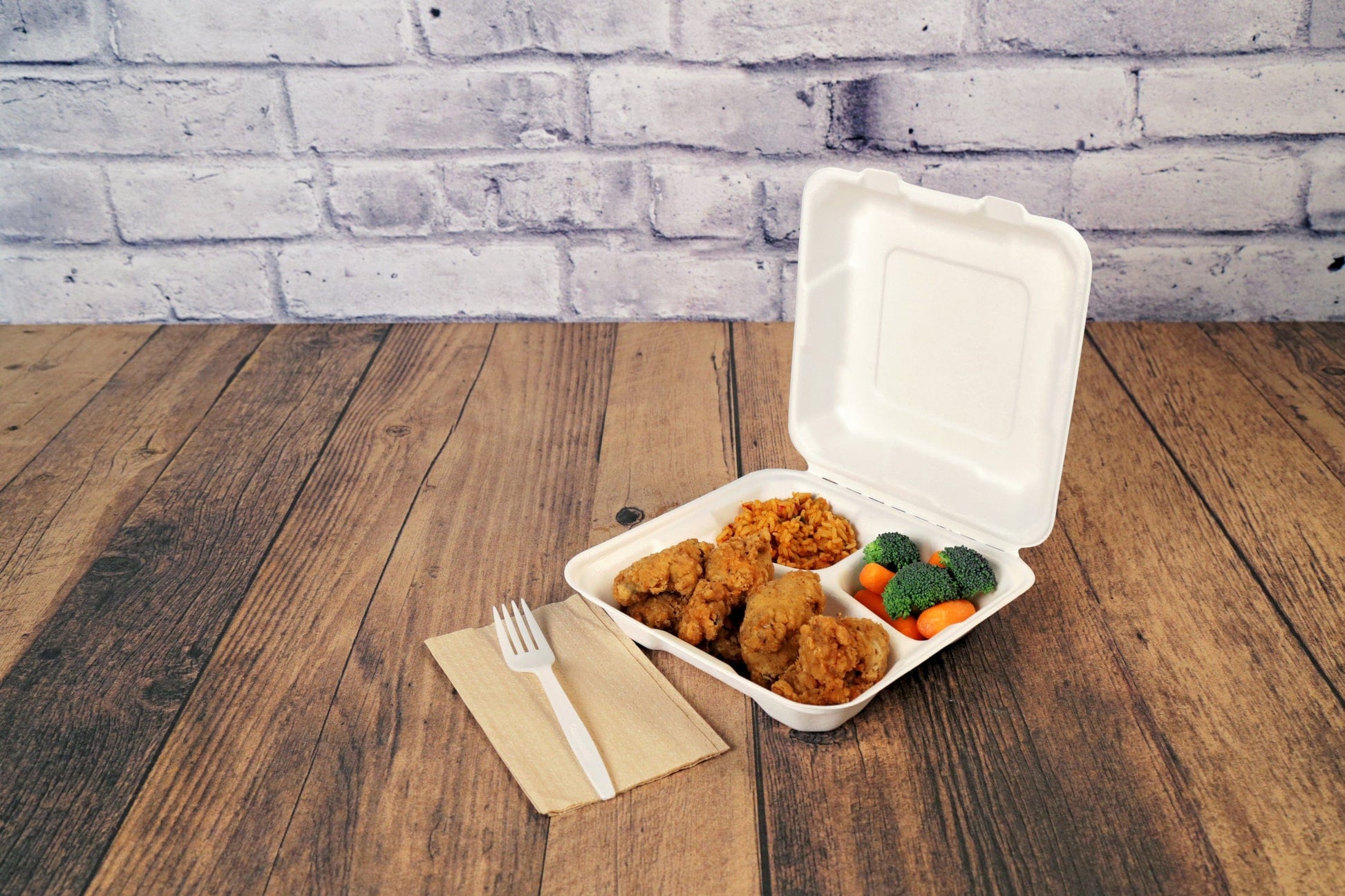 CiboWares Take-Out/Dine-In/Take Out Packaging/Take Out Food Boxes 7.875" x 8" x 2.5" Medium 3 Section Molded Fiber Clamshell/Hinged Lid Containers, Case of 200